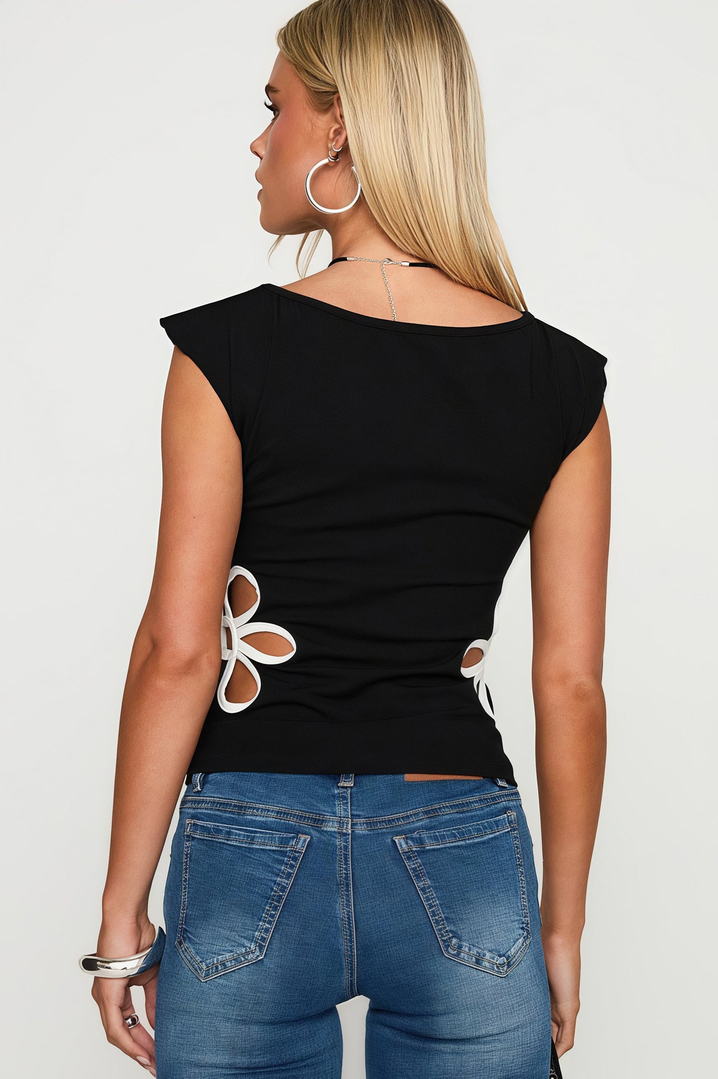 Design Floral Hollow Casual T-shirt